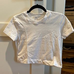 Basic white t shirt